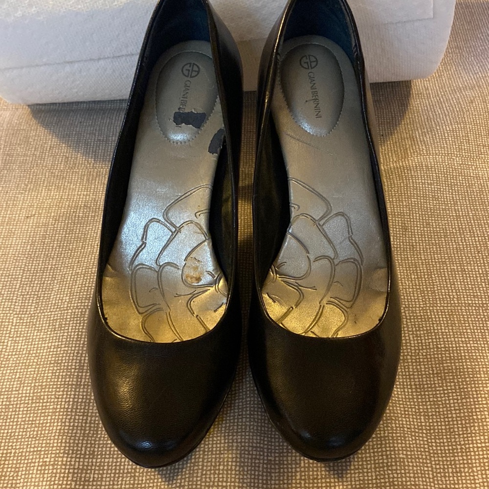 Giani Bernini Leather Heels